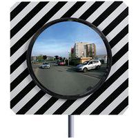 Specchio di sicurezza - Via pubblica