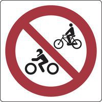 Cartello di divieto - vietato l'accesso a cicli e motocicli