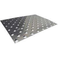 Allestimento di scale e pavimenti