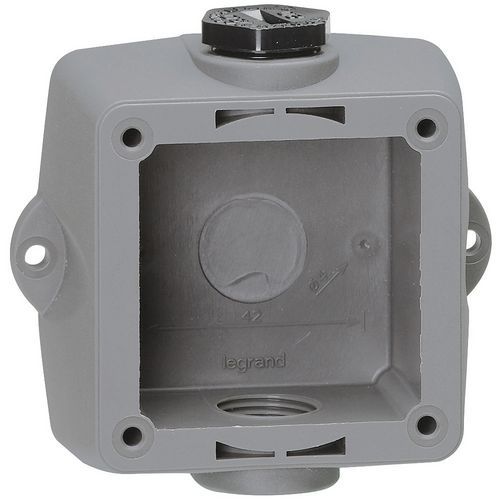 Scatola base 2P+T 16 A,