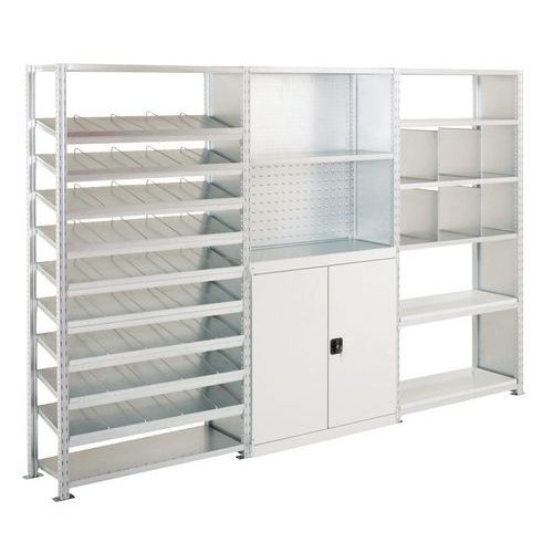 1 elemento di partenza per viti + 1 elemento successivo per utensili + 1 elemento successivo per prodotti per la manutenzione 2000x1000x400,