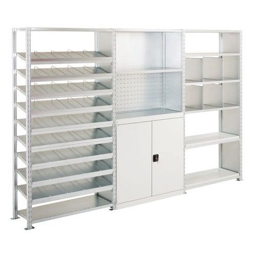 1 elemento di partenza per viti + 1 elemento successivo per utensili + 1 elemento successivo per prodotti per la manutenzione 2000x1000x500,