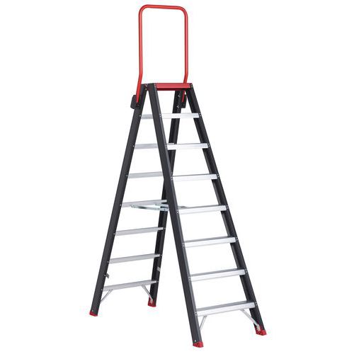 Scaletta doppia Taurus TDO Peso: 16,4 PF A: 1,9 m,